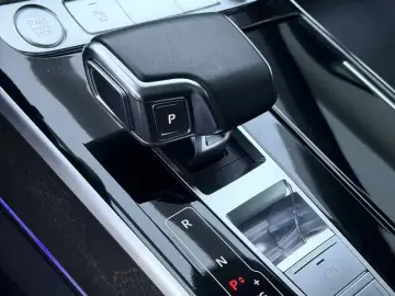 2019 Audi A8 с пробегом 76 000 км