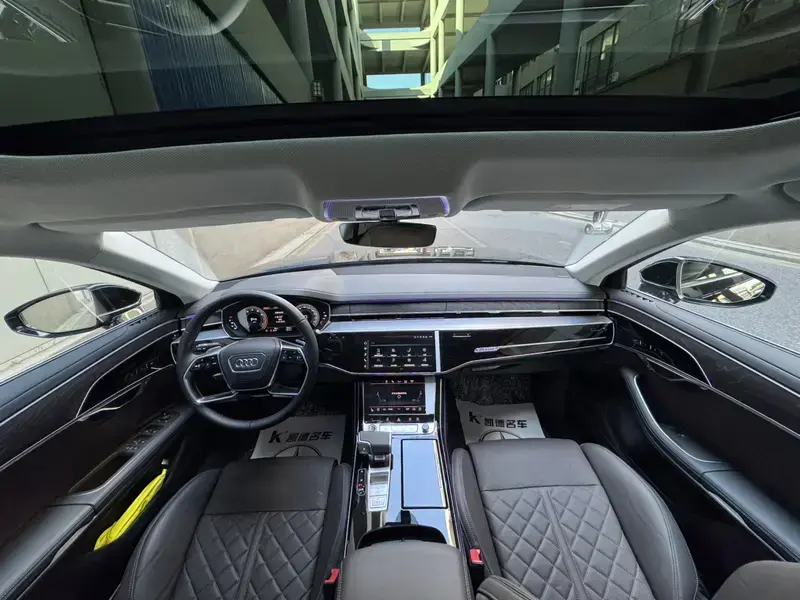 2024 Audi A8 с пробегом 100 км