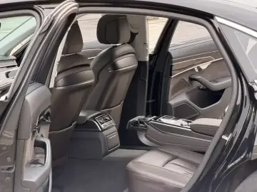 2019 Audi A8 с пробегом 142 000 км