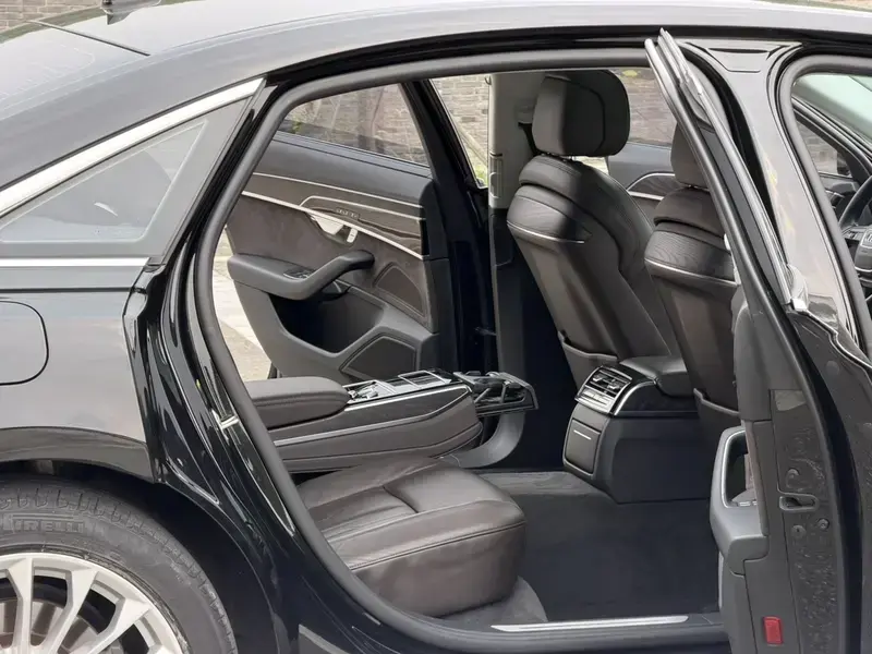 2019 Audi A8 с пробегом 142 000 км