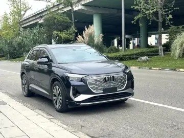 2023 Audi Q4 e-tron с пробегом 57 000 км