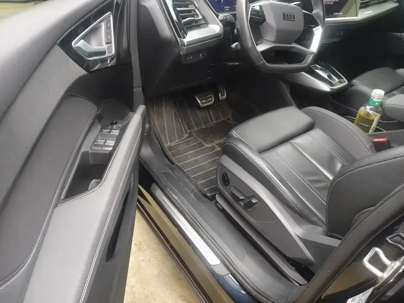 2023 Audi Q4 e-tron с пробегом 57 000 км
