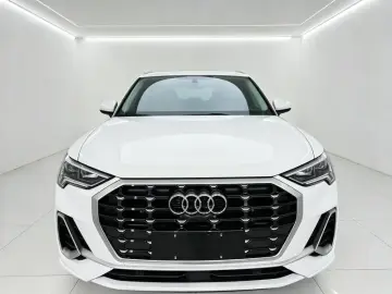 2023 Audi Q3 с пробегом 42 000 км