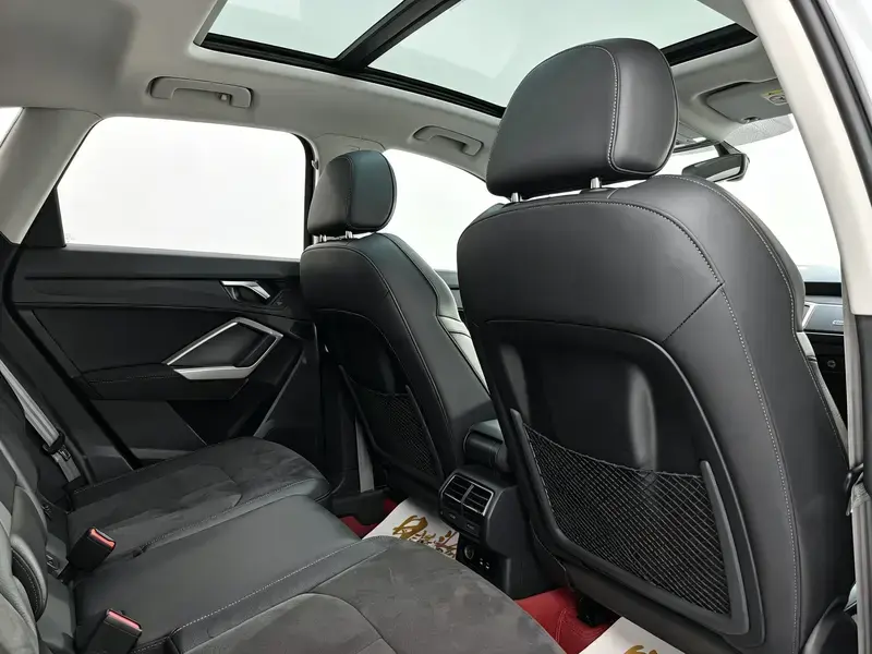 2023 Audi Q3 с пробегом 42 000 км