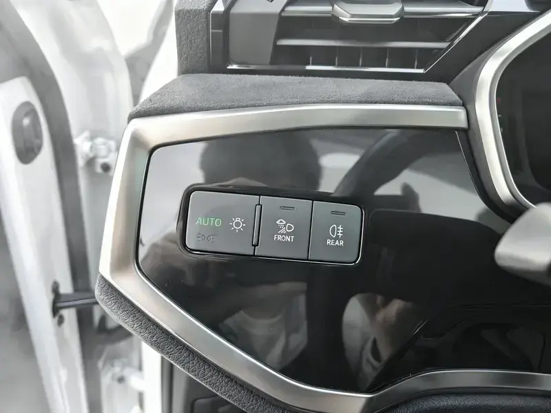 2023 Audi Q3 с пробегом 42 000 км