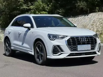 2023 Audi Q3 с пробегом 45 000 км