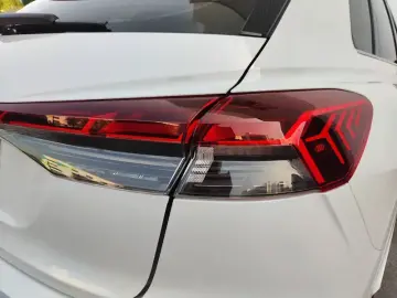 2023 Audi Q4 e-tron с пробегом 30 800 км