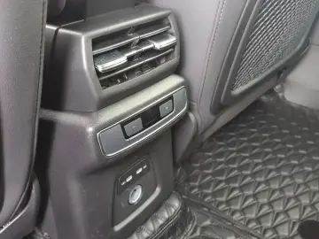 2023 Audi Q4 e-tron с пробегом 30 800 км