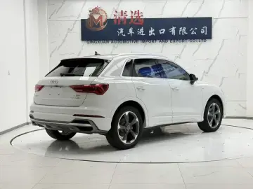 2022 Audi Q3 с пробегом 24 000 км
