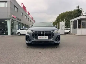 2022 Audi Q3 с пробегом 83 000 км