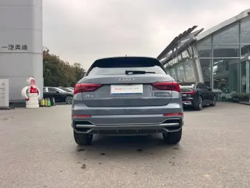 2022 Audi Q3 с пробегом 83 000 км