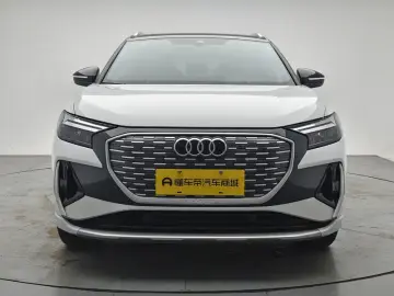 2024 Audi Q4 e-tron с пробегом 6 300 км