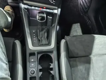 2023 Audi Q3 с пробегом 38 000 км