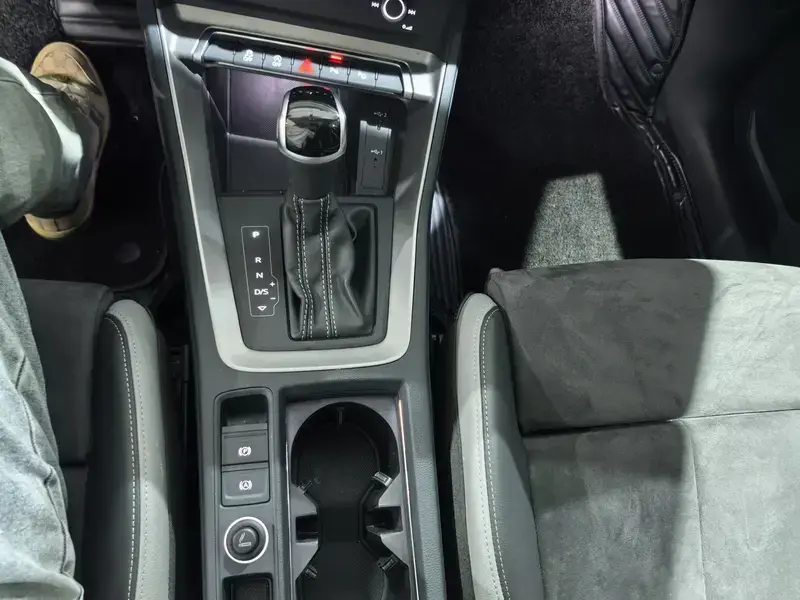 2023 Audi Q3 с пробегом 38 000 км