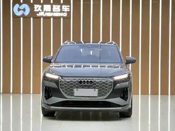 2024 Audi Q4 e-tron с пробегом 34 400 км
