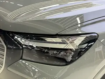 2024 Audi Q4 e-tron с пробегом 34 400 км