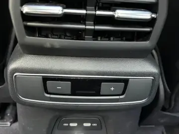 2024 Audi Q4 e-tron с пробегом 34 400 км