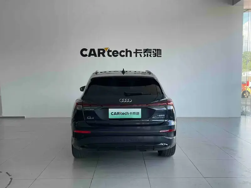 2023 Audi Q4 e-tron с пробегом 34 000 км