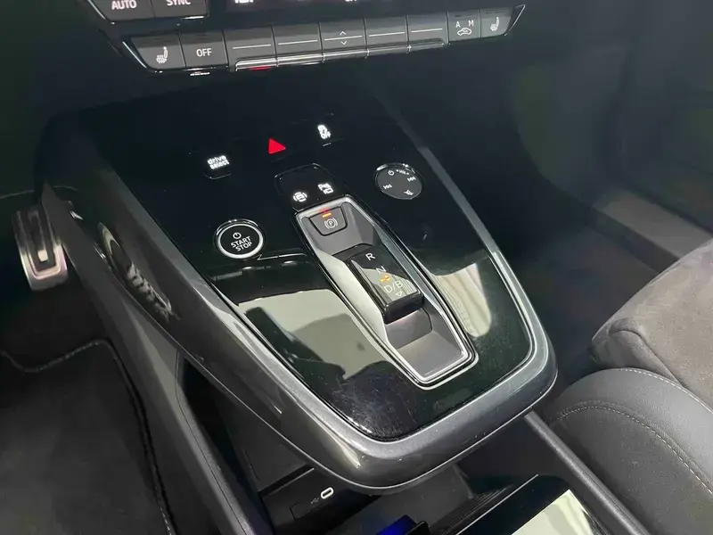 2023 Audi Q4 e-tron с пробегом 34 000 км