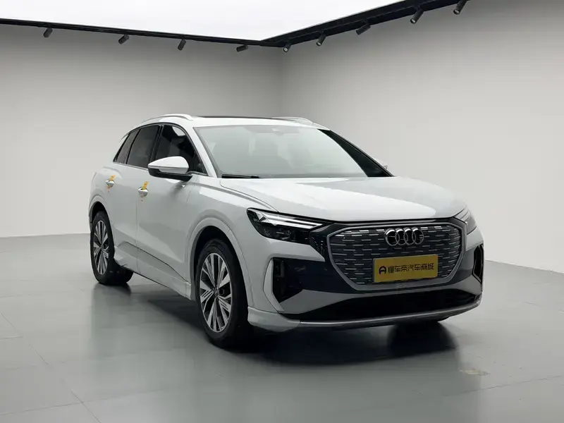 2024 Audi Q4 e-tron с пробегом 56 400 км