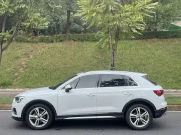 2021 Audi Q3 с пробегом 70 000 км