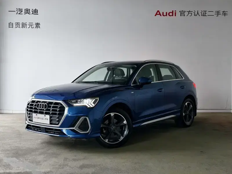 2022 Audi Q3 с пробегом 33 000 км