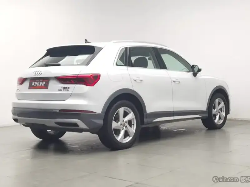 2019 Audi Q3 с пробегом 66 100 км