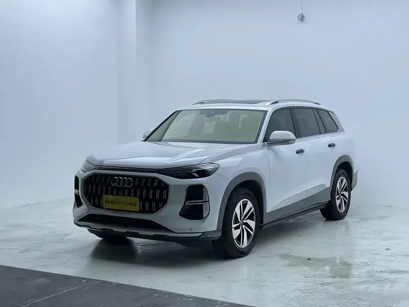 2023 Audi Q6 с пробегом 72 900 км