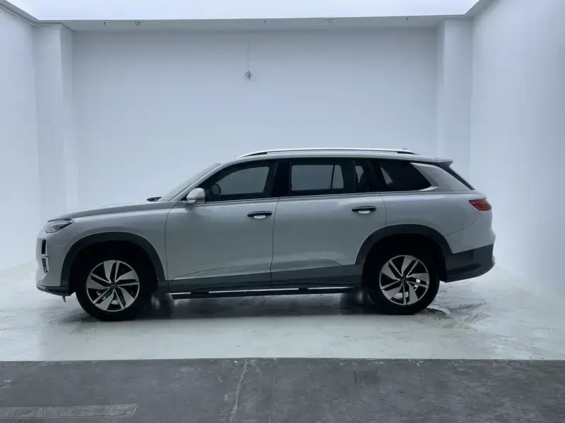 2023 Audi Q6 с пробегом 72 900 км