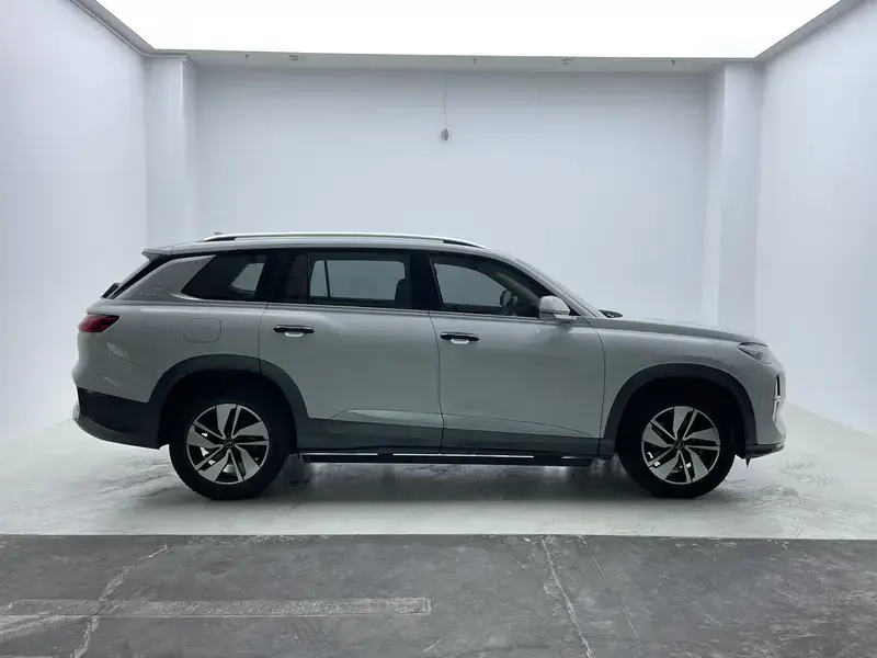 2023 Audi Q6 с пробегом 72 900 км
