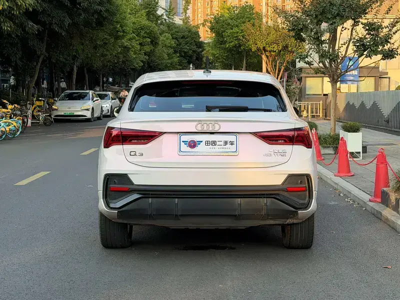 2022 Audi Q3 Sportback с пробегом 63 000 км