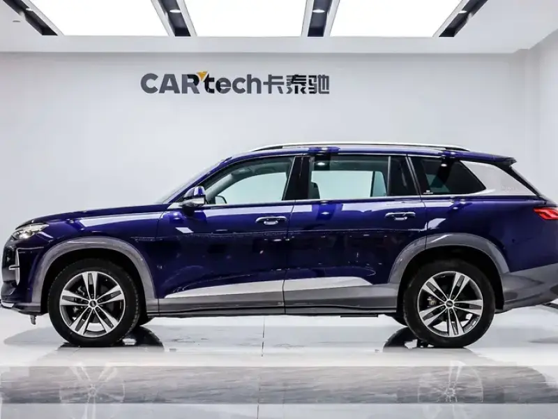 2023 Audi Q6 с пробегом 37 000 км