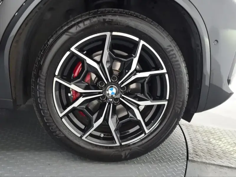 2024 BMW X3 с пробегом 23 895 км