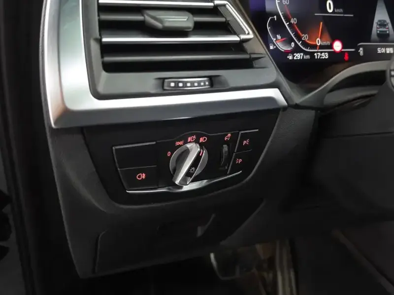 2023 BMW X3 с пробегом 37 486 км