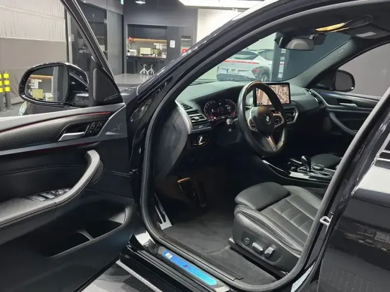 2023 BMW X3 с пробегом 37 578 км