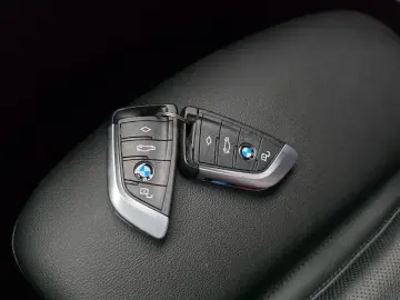 2023 BMW X3 с пробегом 37 578 км