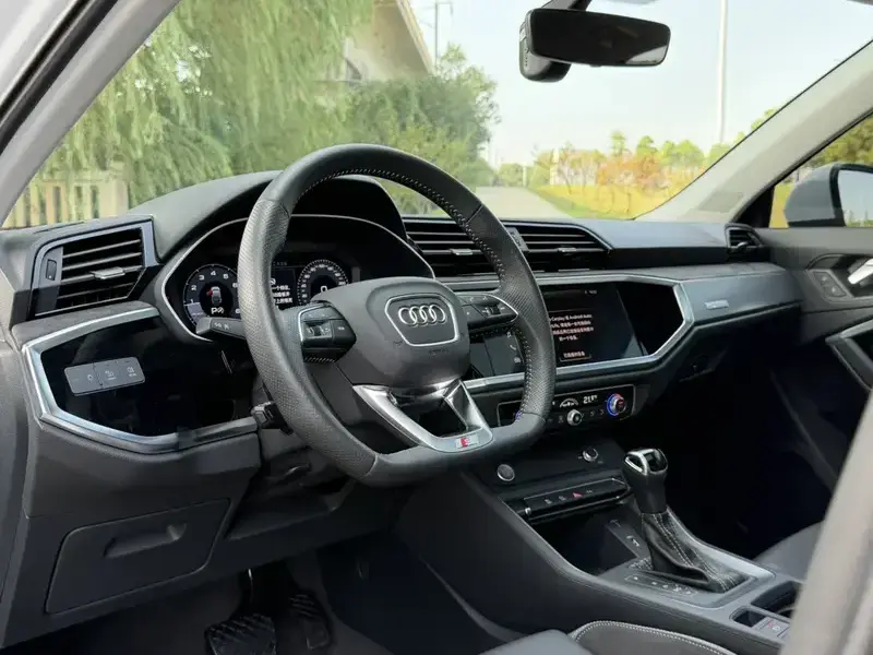 2020 Audi Q3 Sportback с пробегом 65 000 км