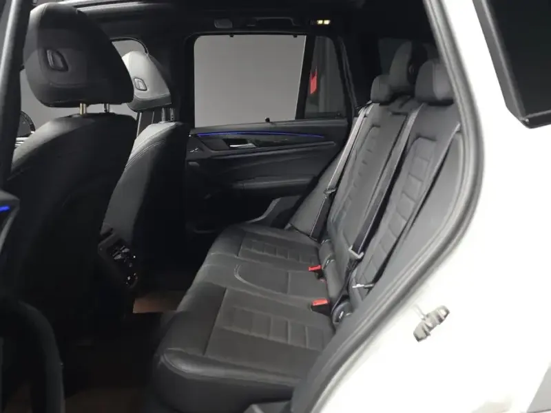 2021 BMW X3 с пробегом 32 486 км