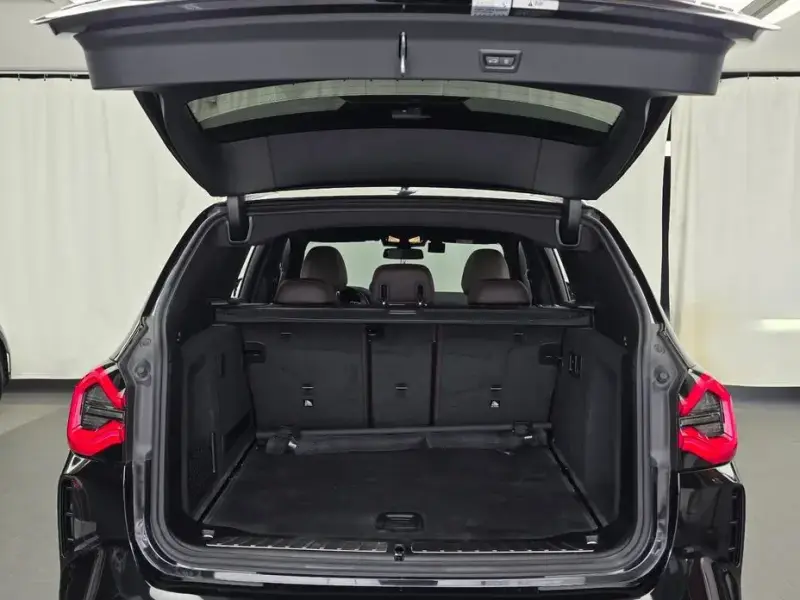 2023 BMW X3 с пробегом 40 328 км