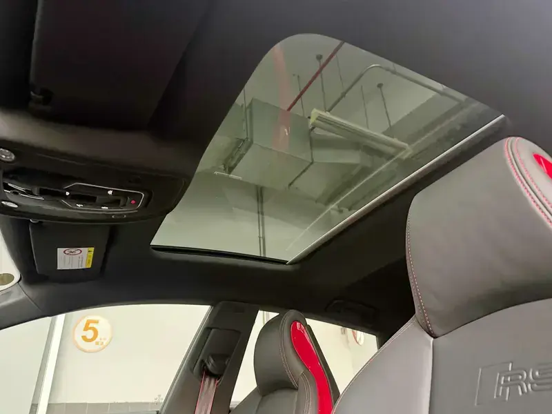 2023 Audi RS 5 с пробегом 2 100 км