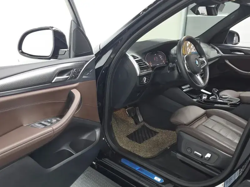2023 BMW X3 с пробегом 54 954 км