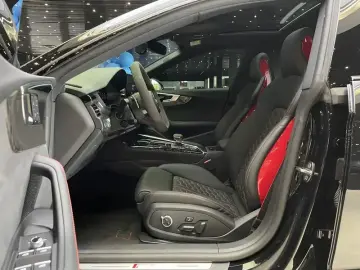 2024 Audi RS 5 с пробегом 7 000 км
