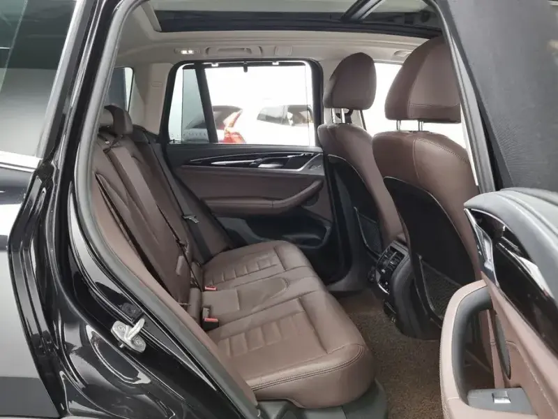 2020 BMW X3 с пробегом 87 040 км