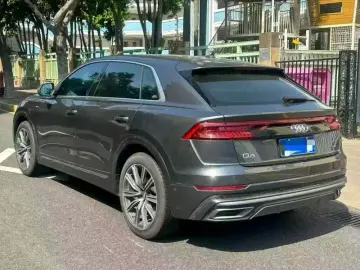 2019 Audi Q8 с пробегом 90 000 км