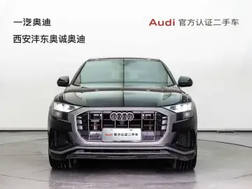 2023 Audi Q8 с пробегом 49 000 км