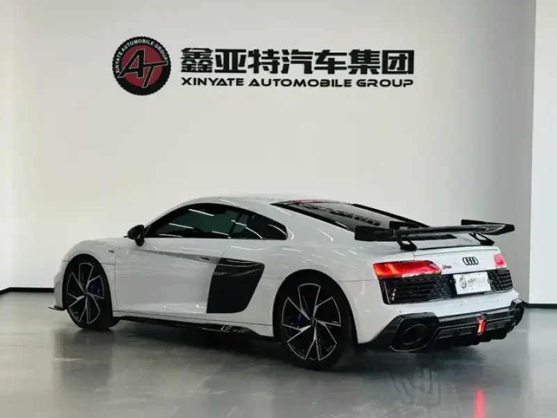 2022 Audi R8 с пробегом 13 000 км