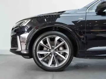 2020 Audi Q7 с пробегом 109 000 км