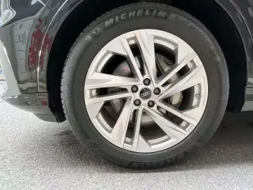 2023 Audi Q7 с пробегом 63 000 км