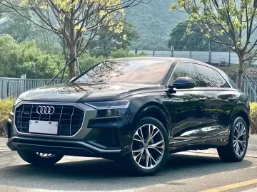 2021 Audi Q8 с пробегом 70 000 км