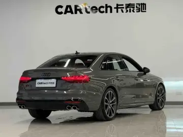 2024 Audi S4 с пробегом 6 000 км